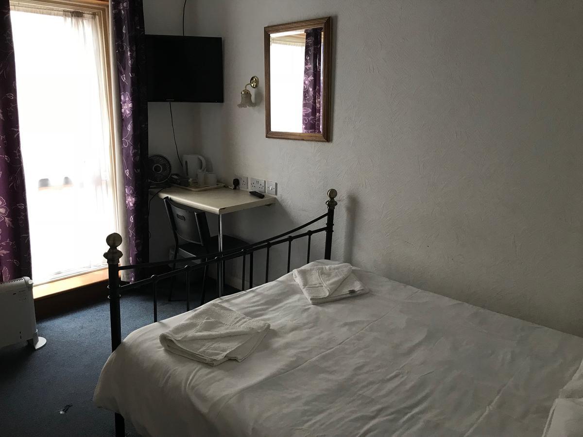 Hotel Lindal Harrow Esterno foto