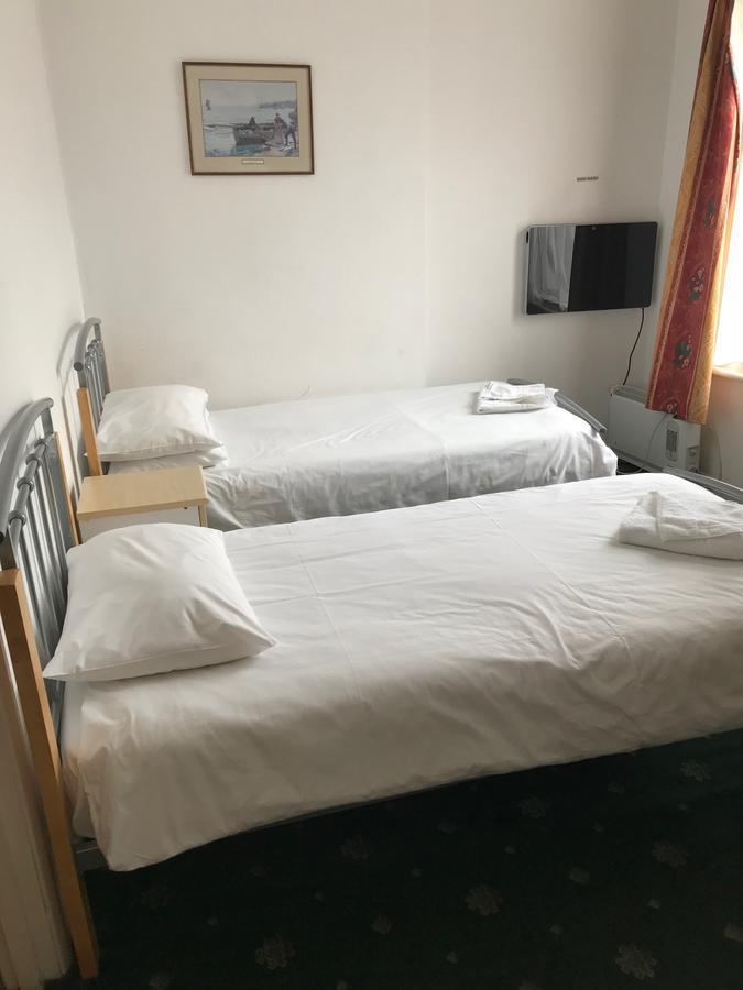Hotel Lindal Harrow Esterno foto