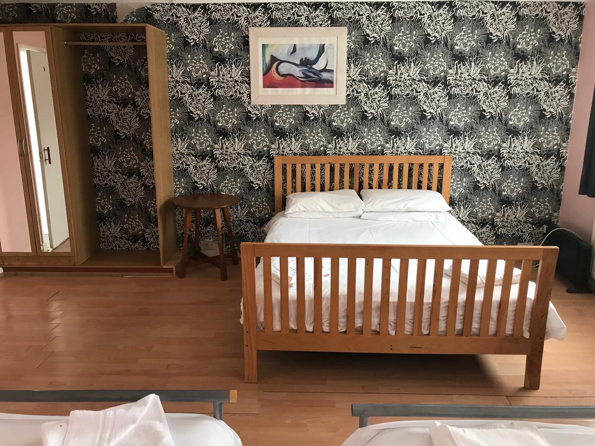 Hotel Lindal Harrow Esterno foto