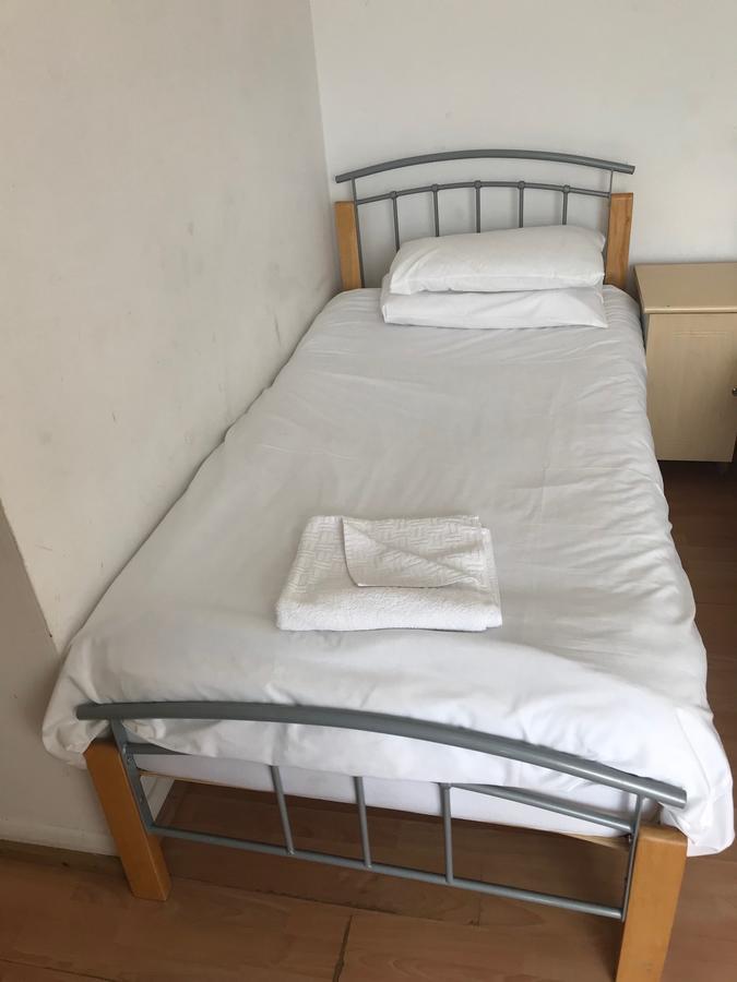 Hotel Lindal Harrow Esterno foto